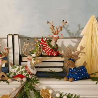 Patience Brewster Dash Away Sitting Prancer Reindeer Figure