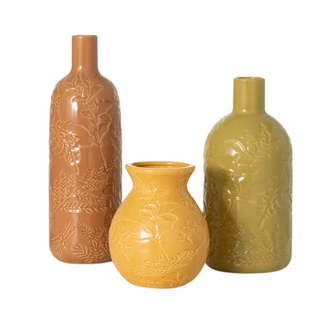 DEBOSSED VASE S3